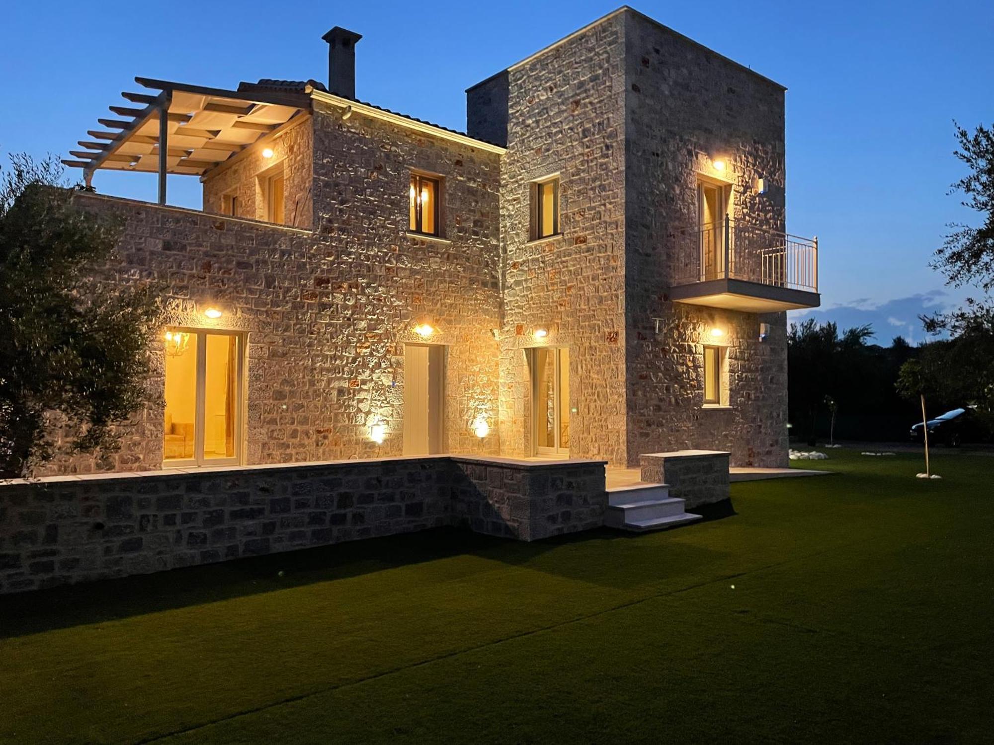 Efmar Exclusive Residences Gythio Esterno foto